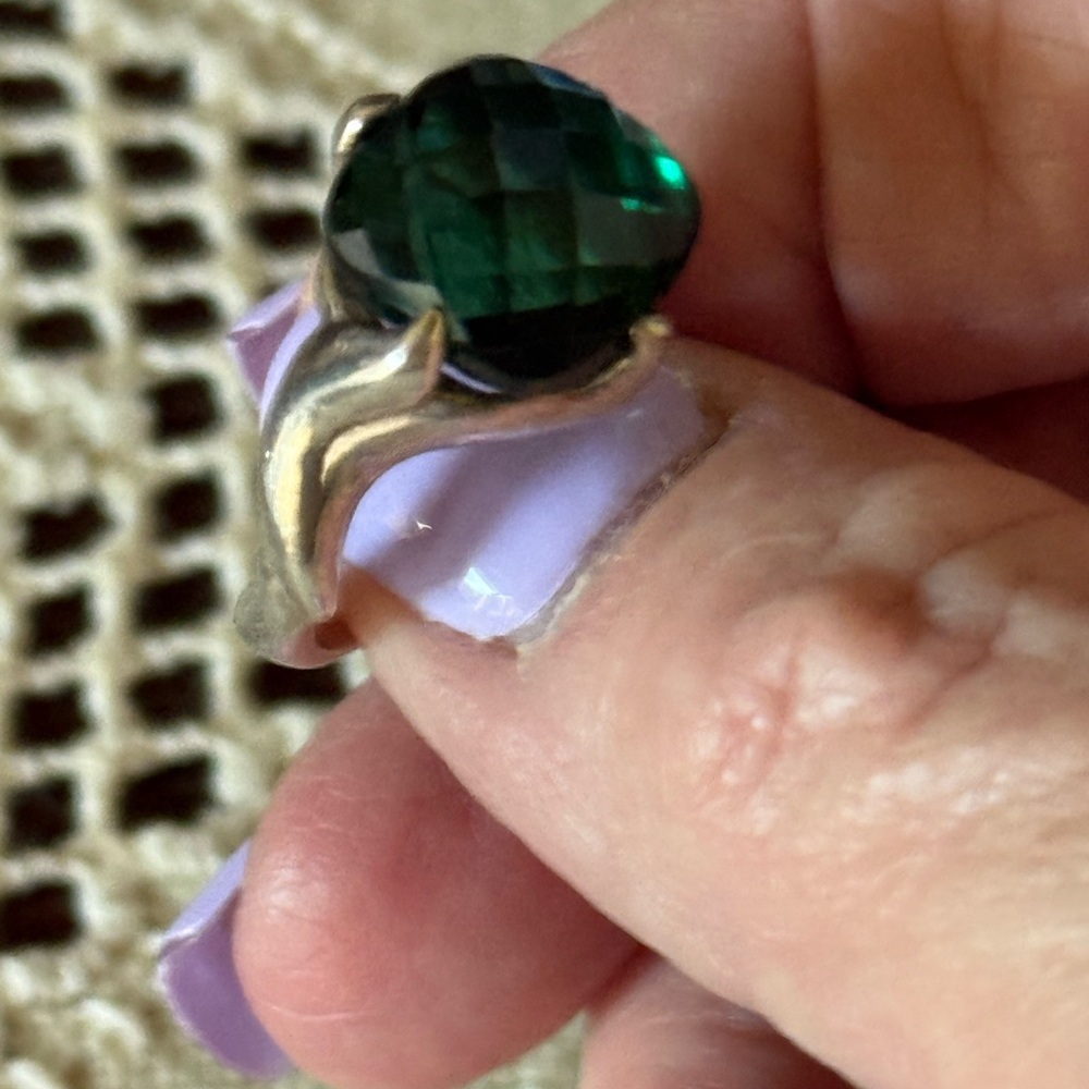 Bask Emerald Green Sterling Silver 925 Vintage Ring Size 7   Unique.
